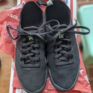 FIVE TEN Urban Approach shoes NWOT Women's